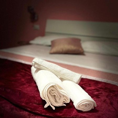 フォルミア Al Centro Bed & Breakfast エクステリア 写真