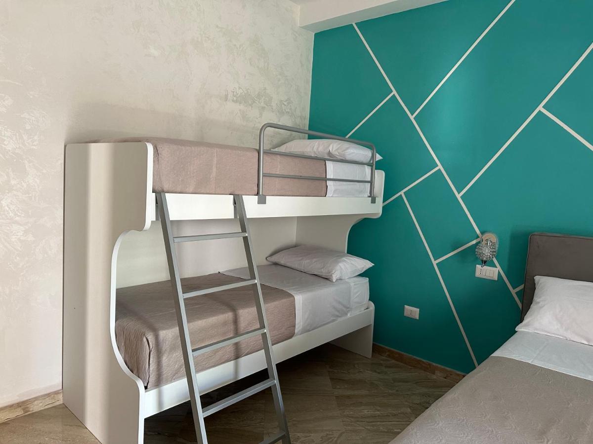 フォルミア Al Centro Bed & Breakfast エクステリア 写真